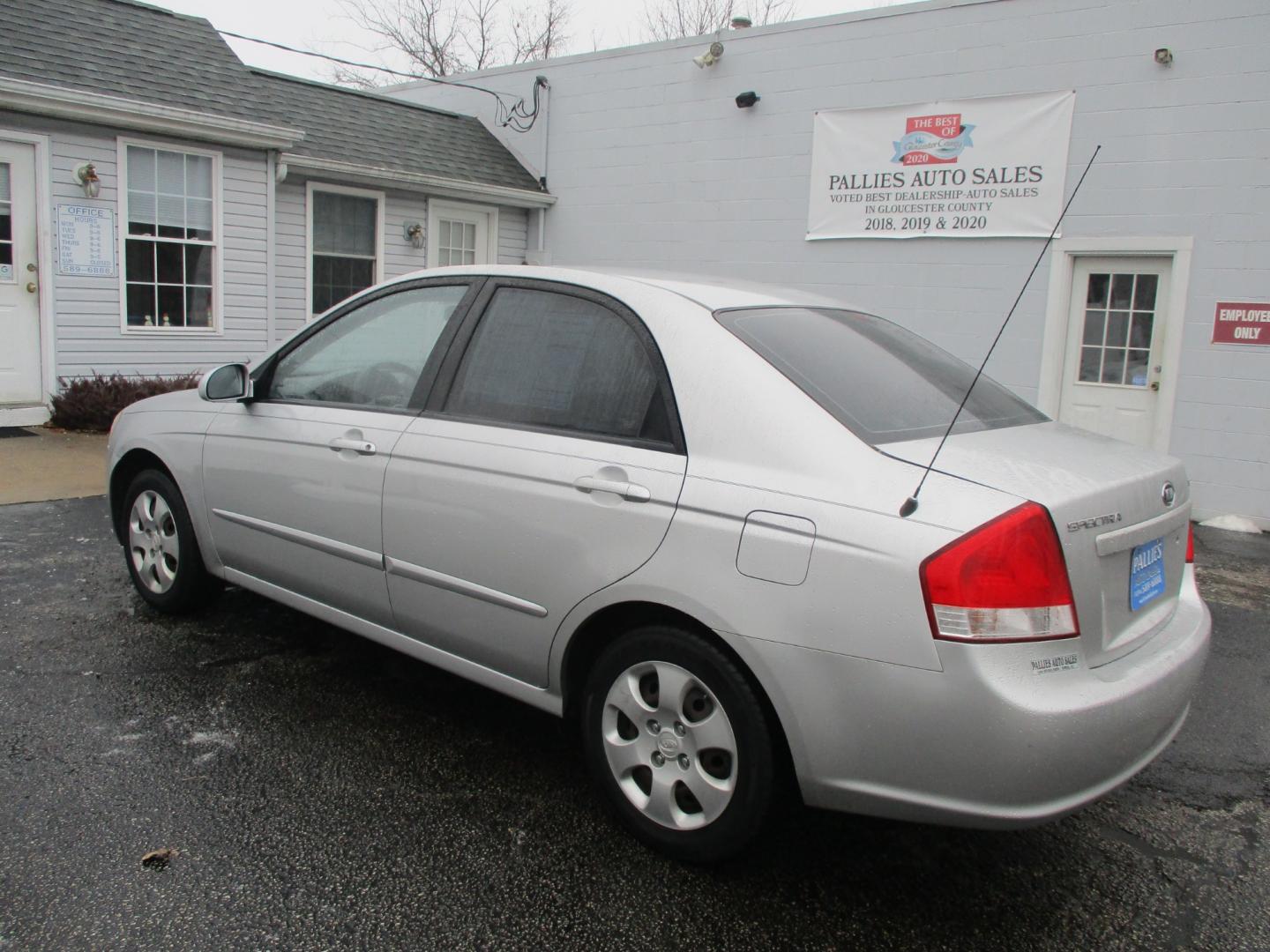 2009 Kia Spectra EX (KNAFE221095) with an 2.0L L4 DOHC 16V engine, AUTOMATIC transmission, located at 540a Delsea Drive, Sewell, NJ, 08080, (856) 589-6888, 39.752560, -75.111206 - Photo#3